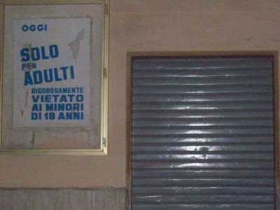 Facciata esterna Cinema Odeon